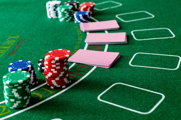 inatogel togel mobile app interface showing live-dealer tables and account menu